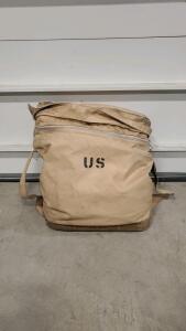 U.S. Military Canvas Insulated Carrying Case For A 5-gallon Water Can.