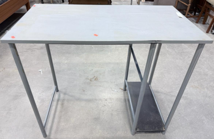 (1) Wooden & Metal Leg Desk - 3ftx20&rdquo;x30&rdquo;