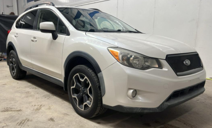 2014 SUBARU CROSSTREK - AWD - HEATED FRONT SEATS!