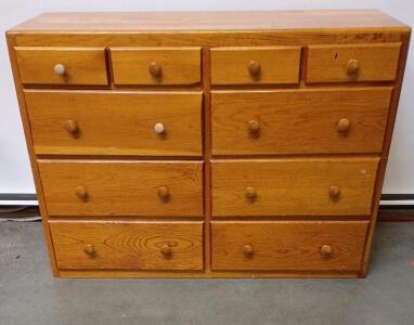 Late 20th Century American Classical Maple Double Dresser With Nine Total Drawers and Wooden Knob Pulls.35"x48"x17"