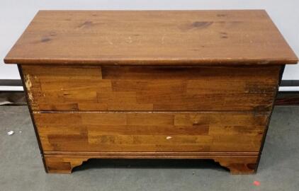 Ethan Allen Pine Cedar-Lined Hope Chest. 19"x34"x14"
