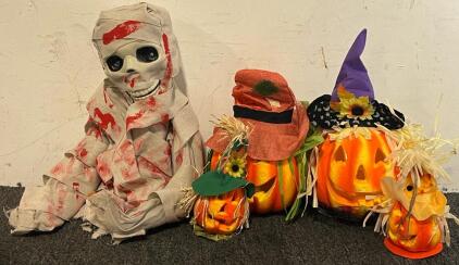 Halloween Creepy Mummy Animatronic & (4) Pcs Light Up Halloween Pumpkin Decorations