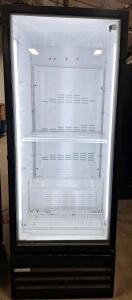 (1) Royal Vendors Commercial Display Refrigerator Unit W/ Adjustable Shelves