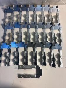 (22)Simpson Strong-Tie LRUZ ZMAX Galvanized Slopeable Light Rafter U Hangers