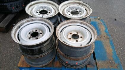 (4) 8 Lug Rims (4) 5 Lug Rims
