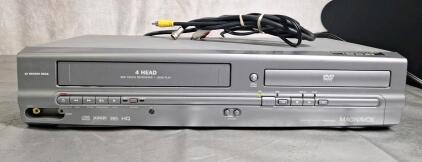 (1) Magnivox MWD2205 VHS / DVD Player