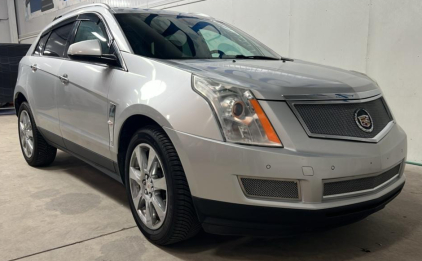 2010 CADILLAC SRX - AWD - SUNROOF!