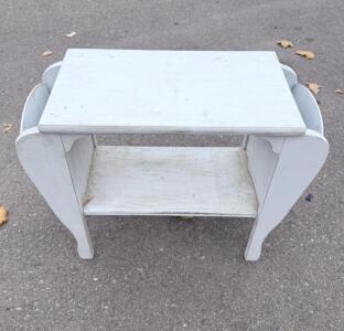 White Wooden Side Table with Magazine Rack and Lower Shelf