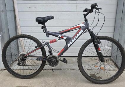 Magna 26" 21-speed Outreach Bike, black