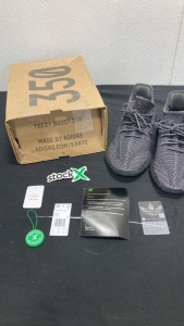 Yeezy Boost 350 V2 Black Shoes