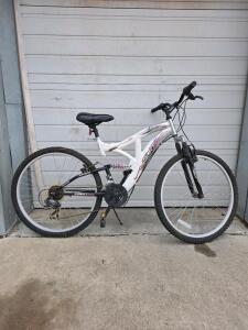 Next 26" 21-speed Ascent Bike, white