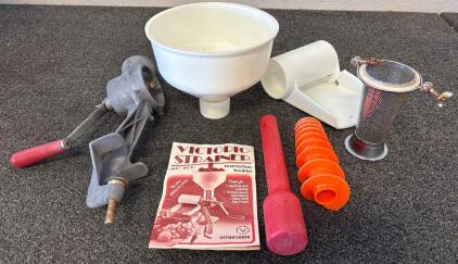 Vintage Victorio Food/Jucier Strainer