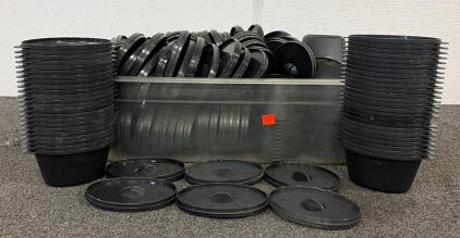 (1) Box Of 20+ Black Plastic Pot Shaped Soup Bowls With Lids!!