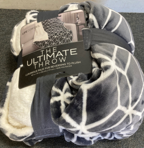 Ultimate Throw Plush Blanket