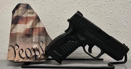 Springfield Armory XD-S 9mm Pistol, Serial S3838123, Black Finish