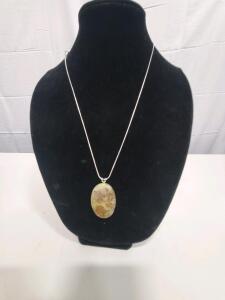 68 Ct. Natural Top Quality Green Opal Gemstone Necklaces