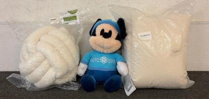 (1) Sherpa Throw Blanket for Couch Soft Warm Thick Blanket, (1) Weighted Mickey Mouse Stuffed Animal, And (1) Uvvyui Knot Pillow Ball!!