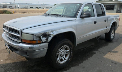 2003 DODGE DAKOTA - 4X4!