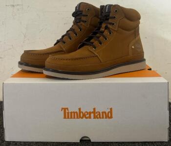Timberland Men&rsquo;s NewMarket Mid Lace Boots (Wheat Nubuck Leather, Size 8)