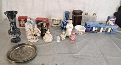 Assorted Table Decor