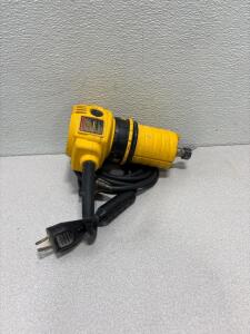DeWalt DWE6000 Palm Router / Laminate Trimmer
