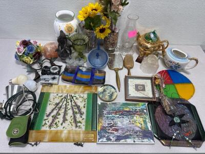 House hold decorations / signs vases and more