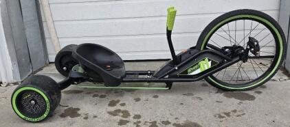 Huffy 20" Green Machine Drift Trike, green and black