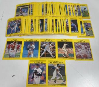 Assorted Lot Of 1991 FLEER Baseball Cards- Big Na. mes , Hall Of Famers , Rookies & MORE .