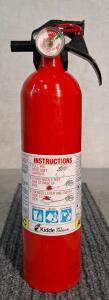 (1) Kidde 3Lb 1A:10B:C Fire Extinguisher