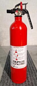 (1) Kidde 3Lb 1A:10B:C Fire Extinguisher