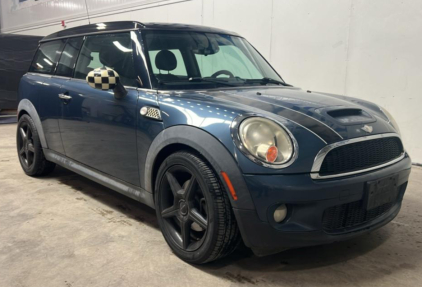 2010 MINI COOPER - 63K MILES! TURBOCHARGED!