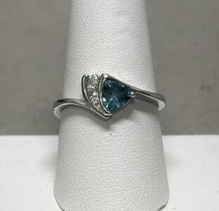 Size 9 Trillion Cut Blue Topaz White Gold/Platinum Ring with Side Diamonds
