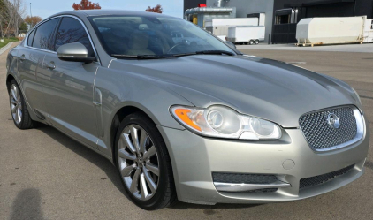 2010 JAGUAR XF - PADDLE SHIFTERS!
