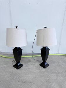 (1) Black Table Lamps