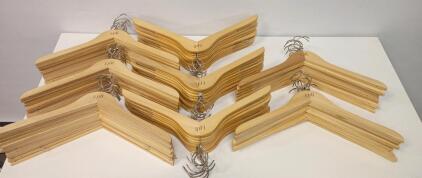 (83) J. Jill Bamboo Wooden Clothes Hangers