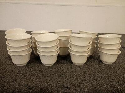 24 Piece Set Sauce Bowls "Gothic USA" Brand