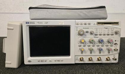 HP Infiniium 54800 Series Oscilloscope w/Keyboard & Accessories