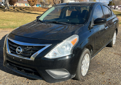 2015 NISSAN VERSA - RUNS - GOOD TIRES
