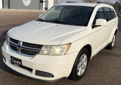 2011 DODGE JOURNEY MAINSTREET - AWD!