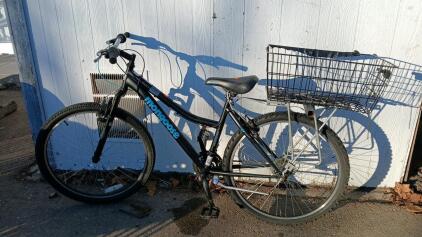 26" Mongoose Excursion Bike (Black And Teal)