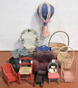 Assorted Vintage & Modern Home Decor