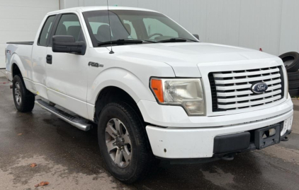 2012 FORD F-150 - 4X4!