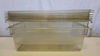 (2) Large Food Storage Container With (6) Lids