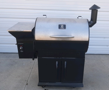 Z Grills Wood Pellet Grill w/ Cover