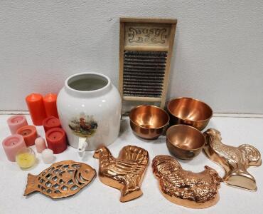 (1) Bluewave Rooster with Chicks Design Beverage Dispenser Crock (1) Busy Bee No. 16 Washboard (1) Vintage 1982 Cast Iron Fish Trivet And More