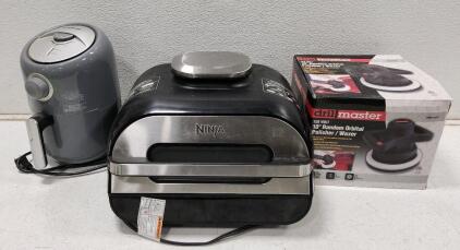 (1) Ninja Foodi Smart XL Pro 7-in-1 Indoor Grill/Griddle Combo (1) Drill Master 10" Random Orbital Polisher/Waxer (1) Farberware 1.9 qt Air Fryer