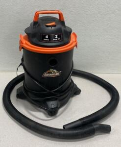 ArmorAll Working 4 Gallon/2HP Shop Vac