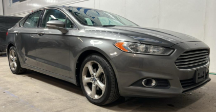2013 FORD FUSION - SUNROOF!