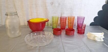 (1) 1-Gallon Glass Storage Container, (3) Mixing Bowls & Assorted Kitchenware