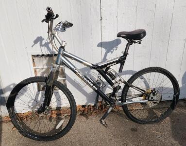 (Silver & Black) 26" Mongoose Pro Wing Elite Bike